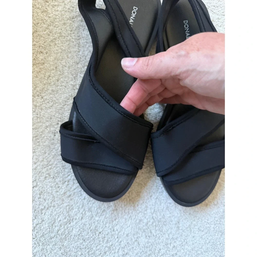 Donald J. Pliner Barta Sandal 8 Black Neoprene Slingback Platform Sporty Strappy